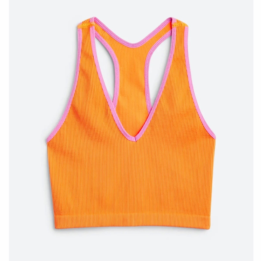 NWT FP MOVEMENT BY FREE PEOPLE
Tipped Free Throw Ribbed Top